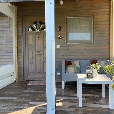 Holiday home Neutrino Vendeghaz *